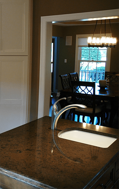 modern kitchen faucet examples