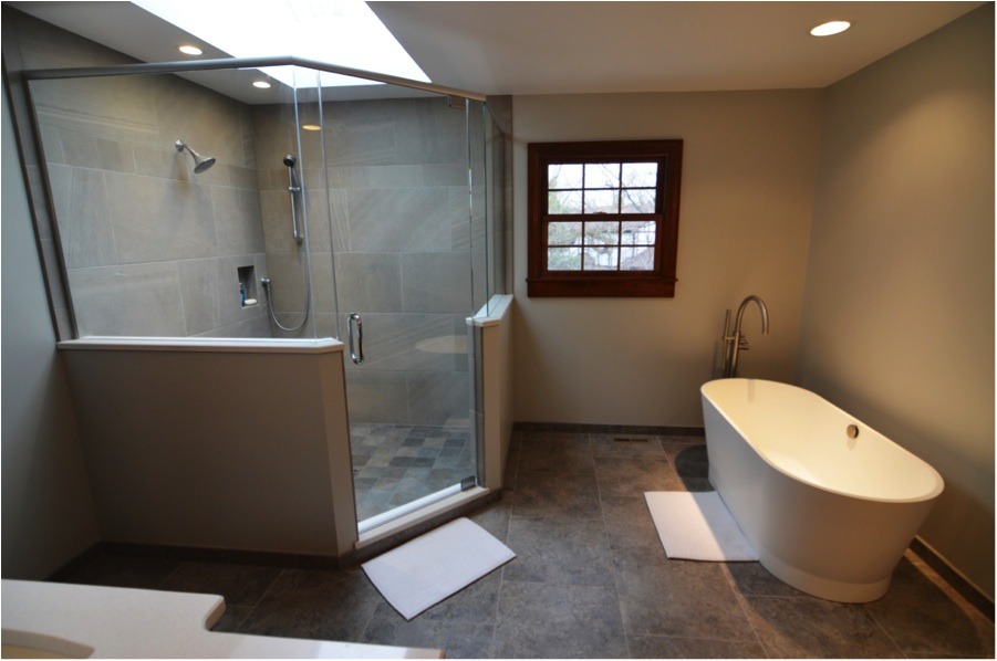 Planning a master bath remodeling