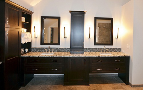 Custom bathroom design & remodeling in Naperville.