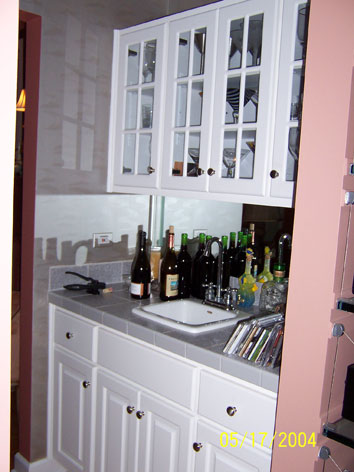 Wet bar in family room before remodeling.