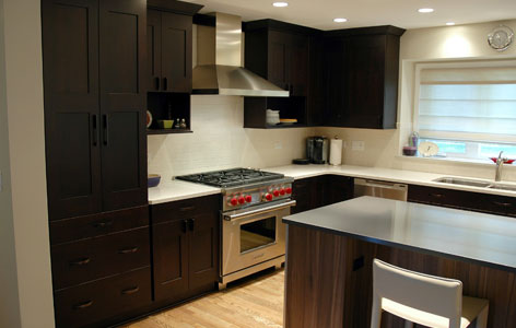 Kitchen remodeling in Naperville, IL. Reorganized appliance locations for balanced landing zones.