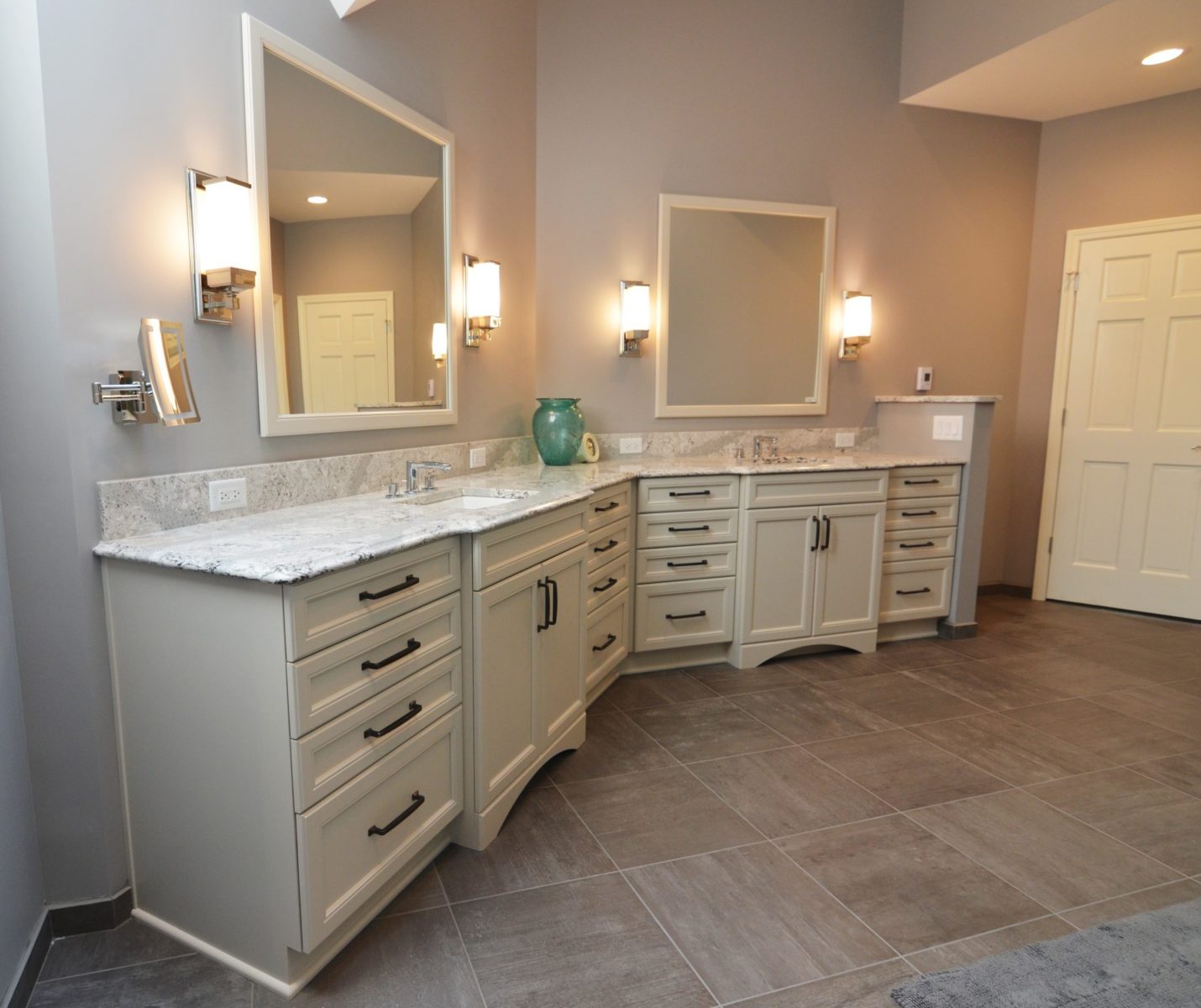 Bathroom remodeling in Glen Ellyn, IL